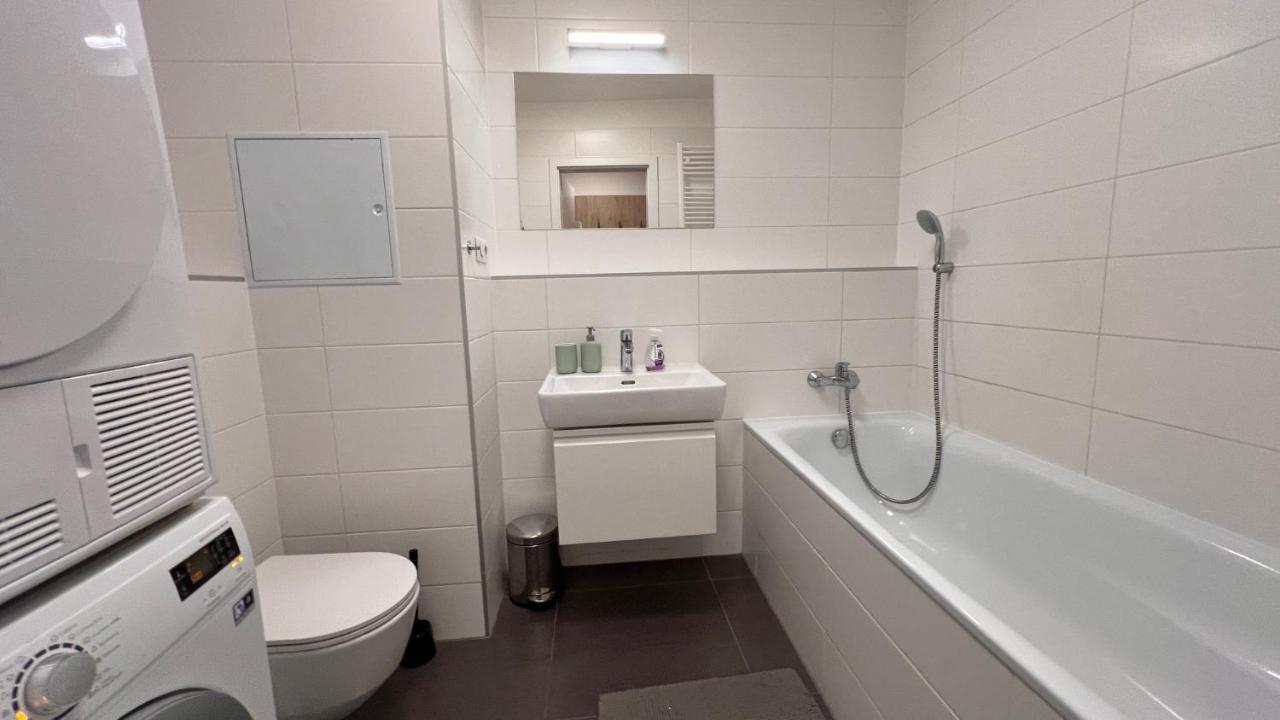 2 Apartment, Old City, New Building - Stein Apartament